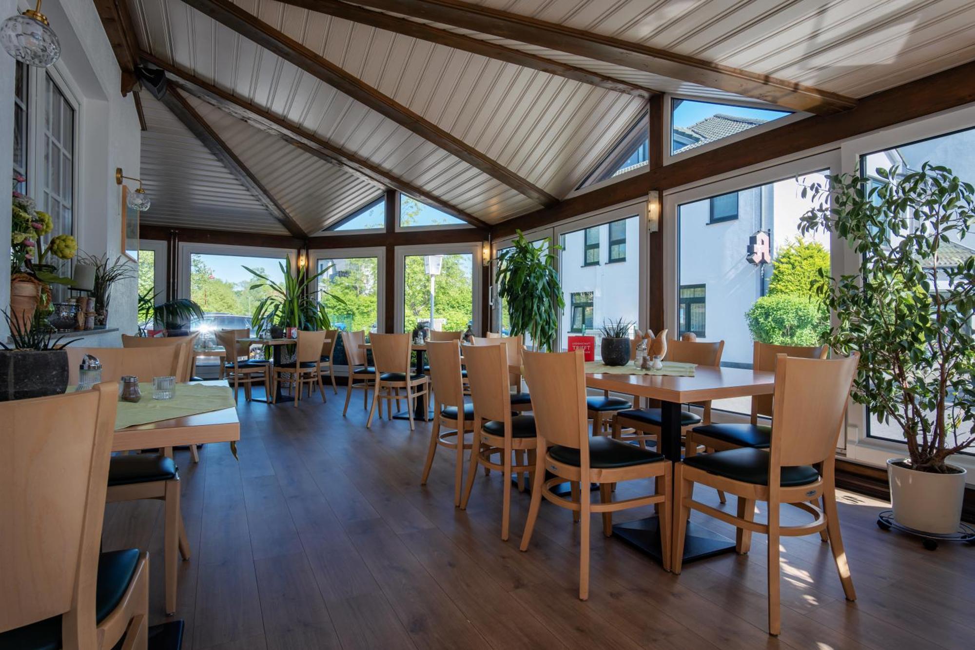 Restaurant & Hotel Storchenklause Шторков Экстерьер фото